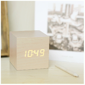 Gingko - Cube Click Clock Maple